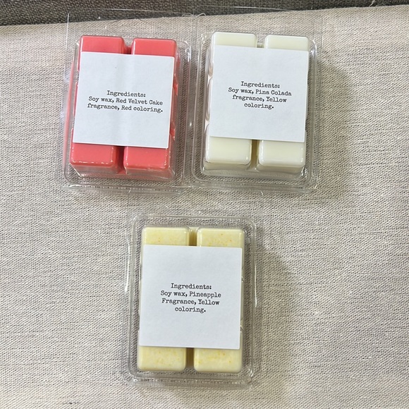Wax Melts- bundle of 3: Pina Colada, Red-Velvet Cake, Pineapple - Picture 2 of 5